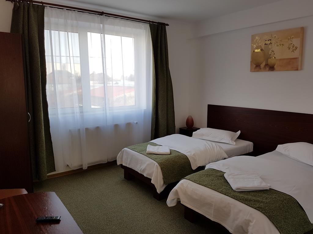 蒂米什瓦拉 亚斯敏旅馆酒店 外观 照片