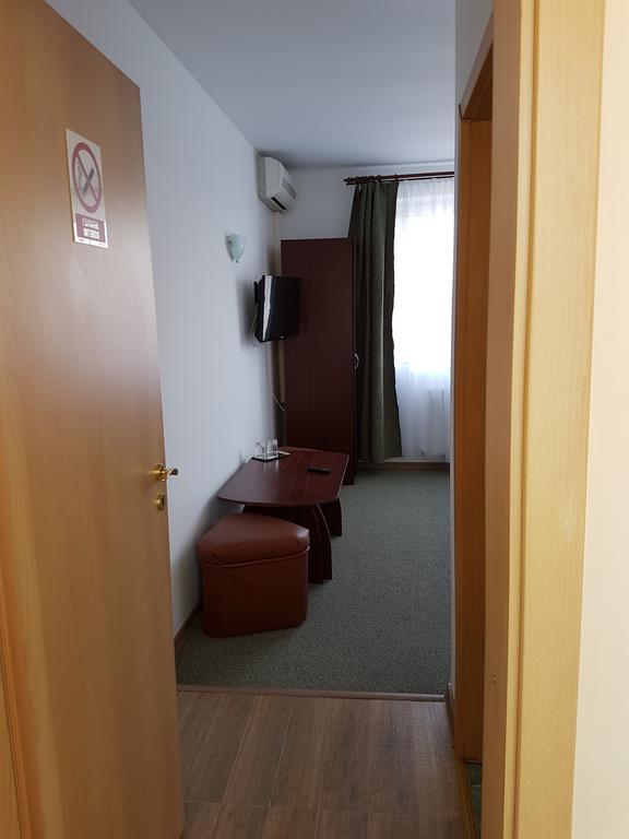 蒂米什瓦拉 亚斯敏旅馆酒店 外观 照片